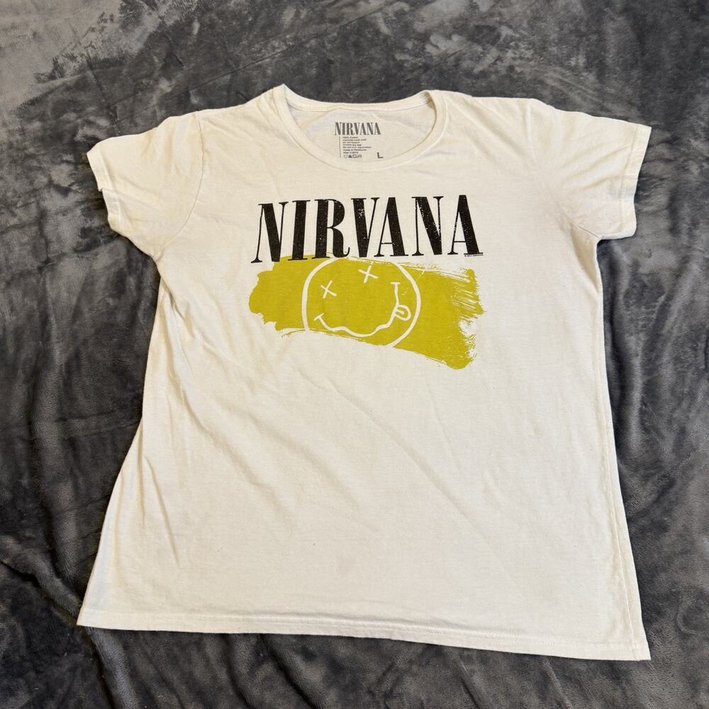 Nirvana Shirt Sz L White Cream Yellow Painted Brush Stroke Smiley Face Tee